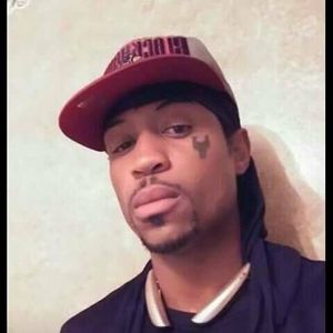 Meet your Posher, Dontae